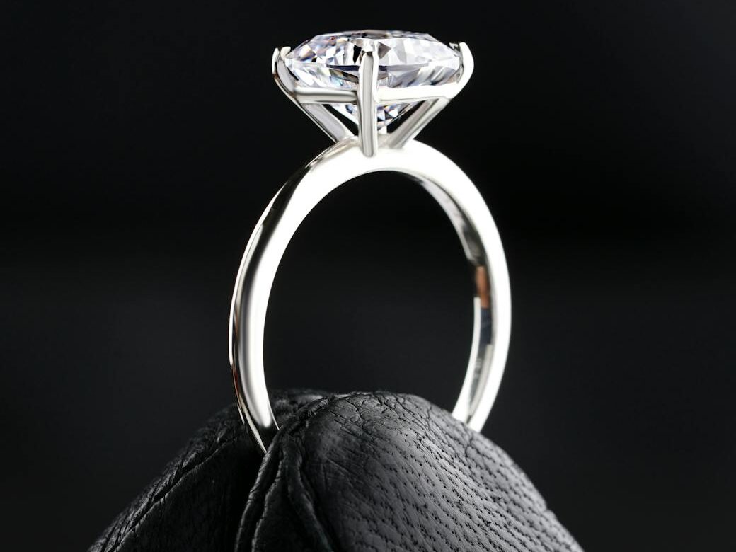 macro photography of an expensive diamond ring